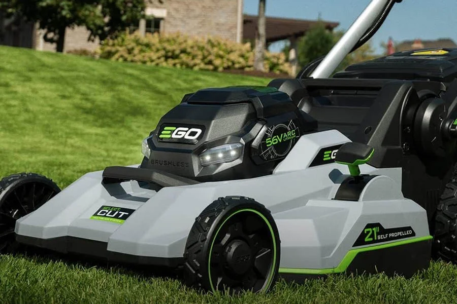 electric self propelled lawn mowers